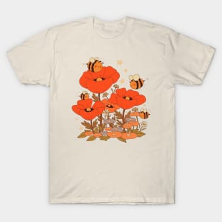 Cute bumblebees with poppy flowers vintage Cottagecore Aesthetic T-Shirt